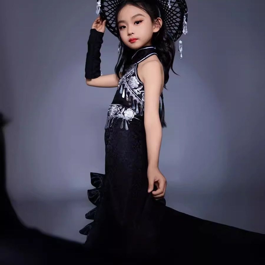 Children's Suit Trailing Skirt - Ethnic Dress Fashion Show 评论和价格